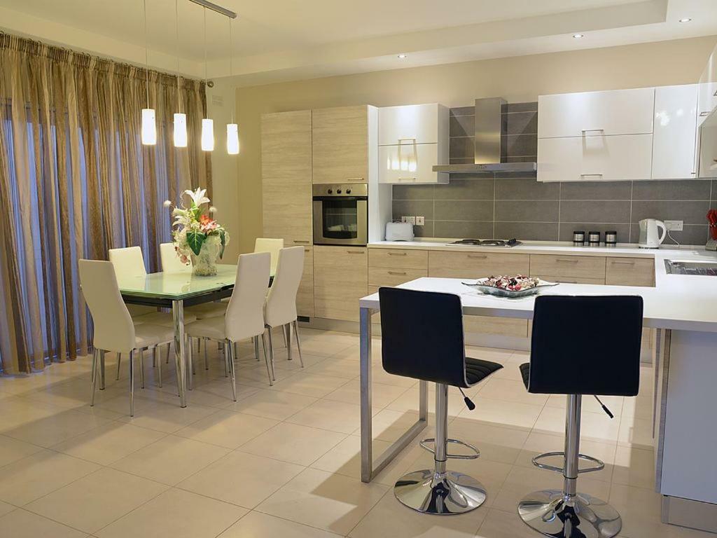 Tas-Sellum Residence Mellieha Exterior foto